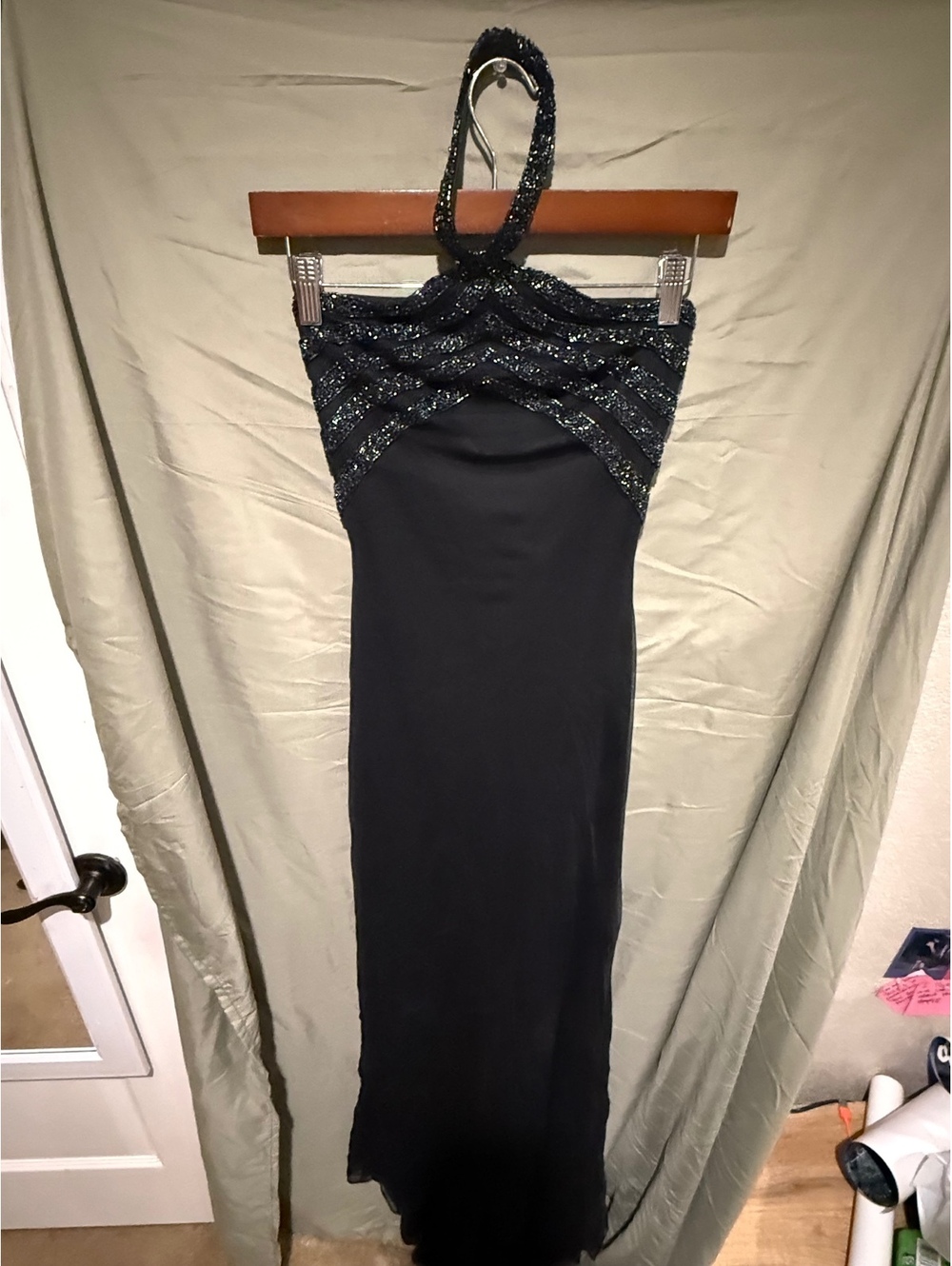 Cache black beaded halter formal gown size 2 - Picture 6 of 7